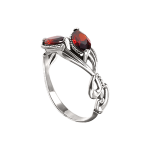 Women's ring with garnets 