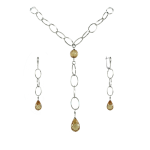 Necklace and earrings 