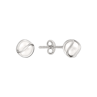 Stud earrings with pearl 