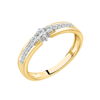 Women's ring with diamonds 