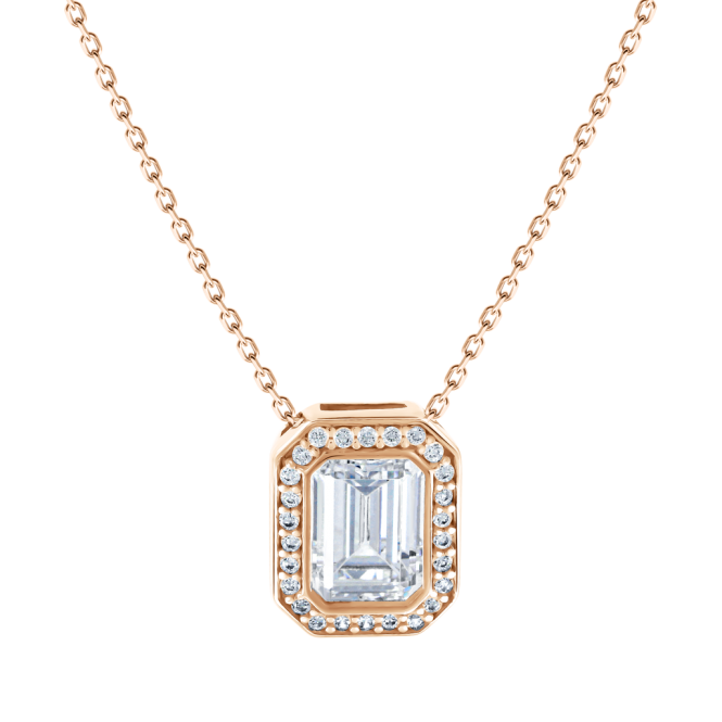Necklace with pendant and zirconia 