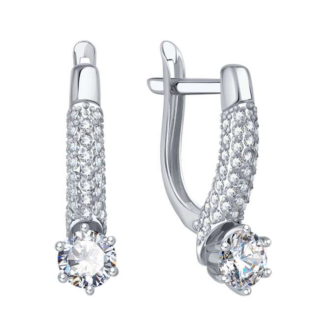 Earrings with zirconia 