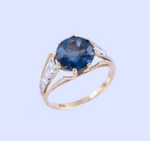 Кольцо с фианитом и blue топазом