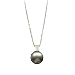 Collier mit schwarzer Perle