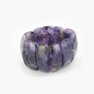 Armband aus Natursteinen